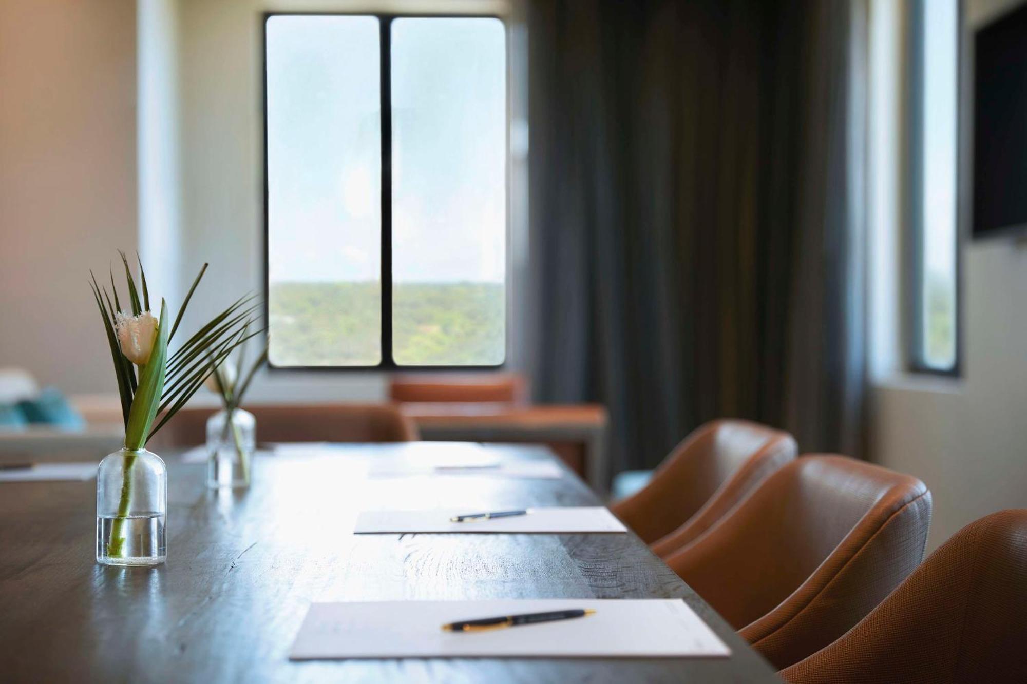 Thesis Hotel Miami Coral Gables, Curio Collection By Hilton ภายนอก รูปภาพ