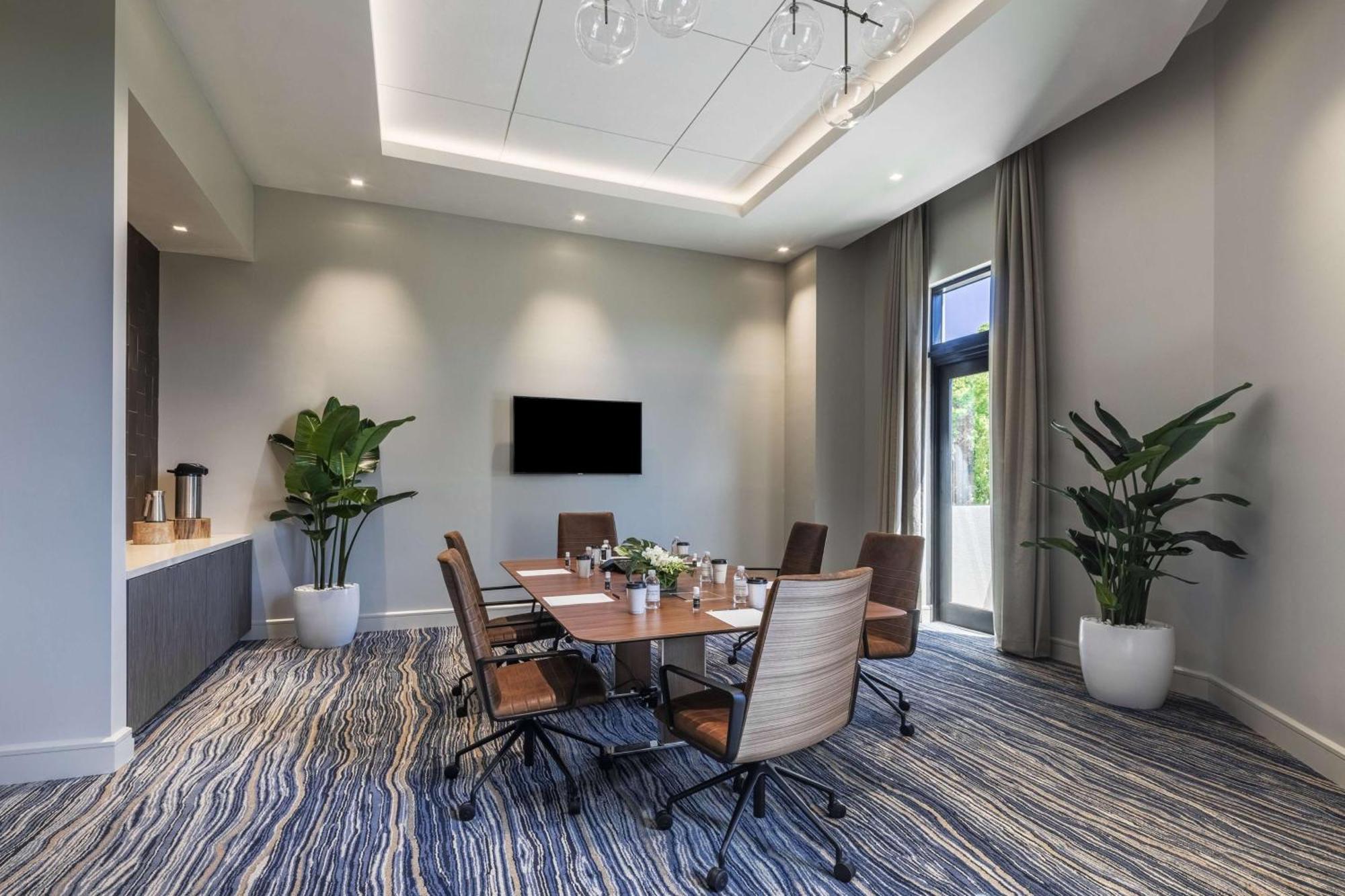 Thesis Hotel Miami Coral Gables, Curio Collection By Hilton ภายนอก รูปภาพ