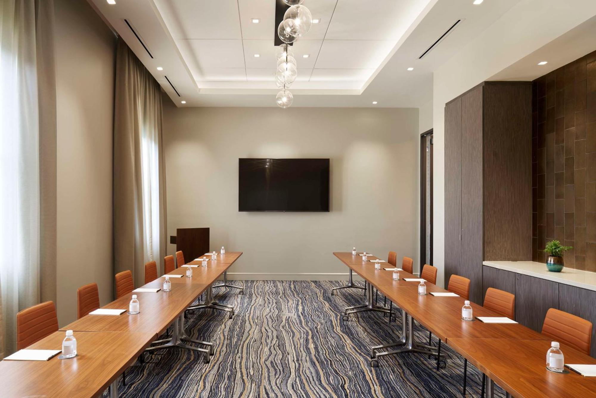 Thesis Hotel Miami Coral Gables, Curio Collection By Hilton ภายนอก รูปภาพ