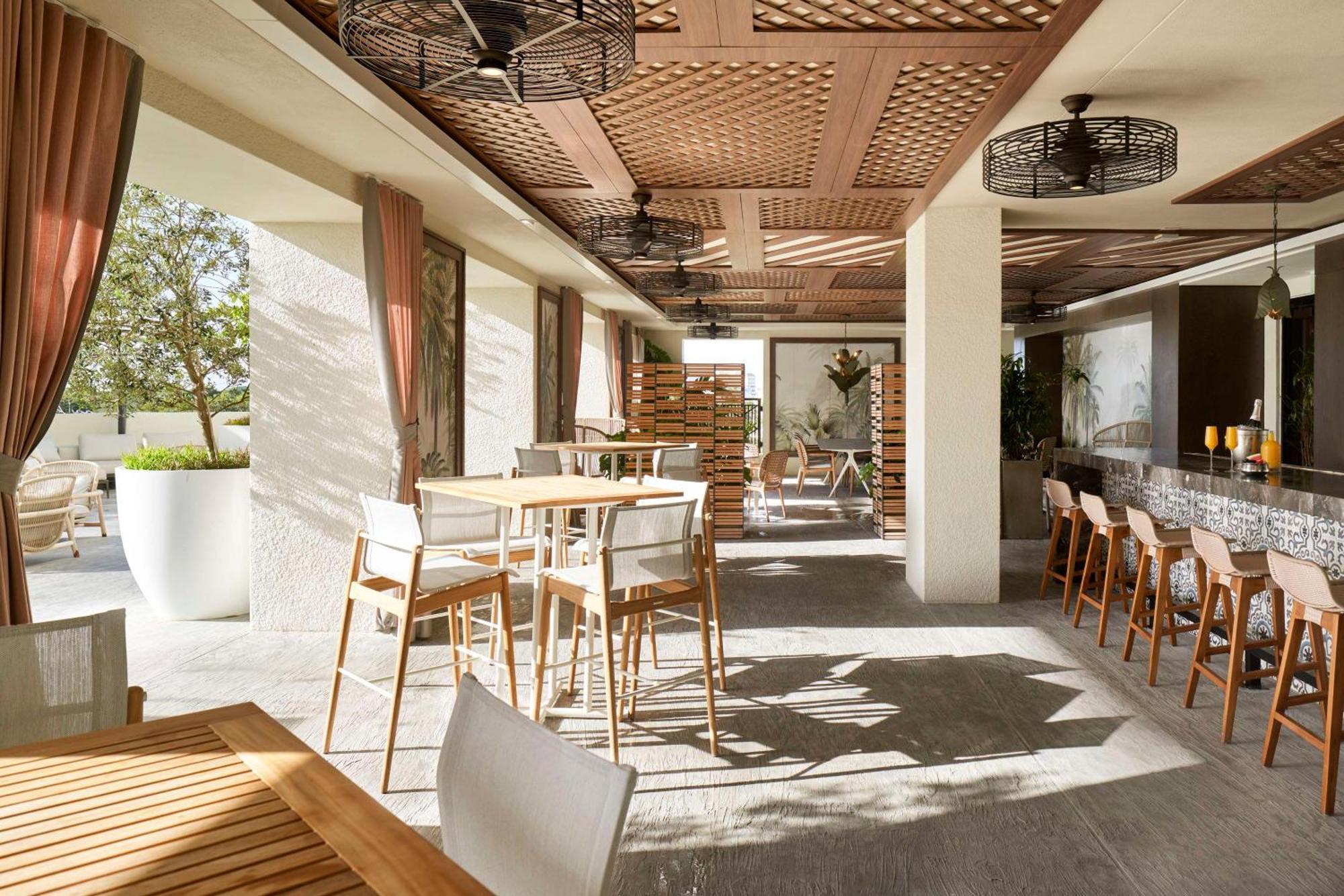 Thesis Hotel Miami Coral Gables, Curio Collection By Hilton ภายนอก รูปภาพ